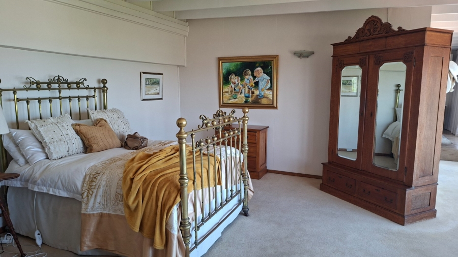 5 Bedroom Property for Sale in Blue Bend Eastern Cape